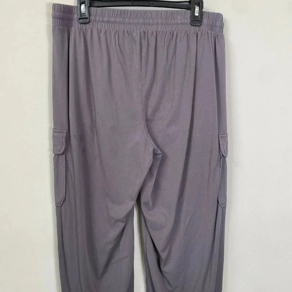 NWOT Torrid Pull-On Wide Leg Stretch Challis Cargo Pant Women's Size 00R Gray - Picture 10 of 13
